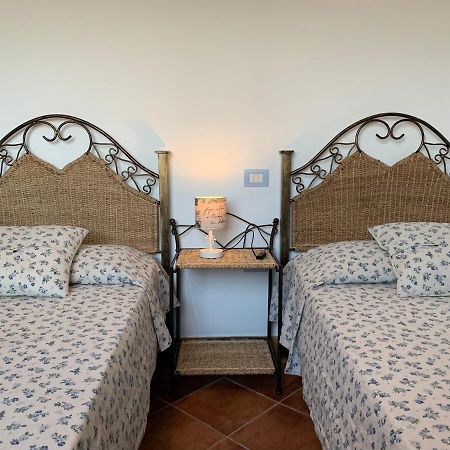 Residenza Il Melograno Villa Budoni Eksteriør bilde